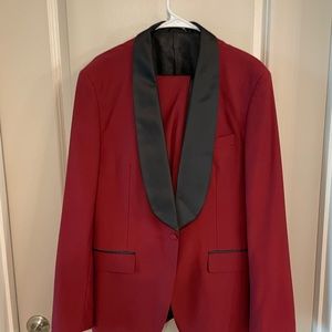 Customer mens tuxedo suit